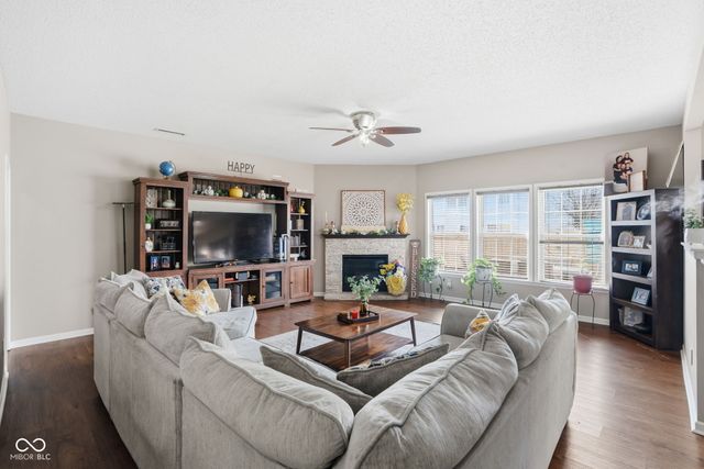 10627 Wiley Lane, Indianapolis, IN 46231