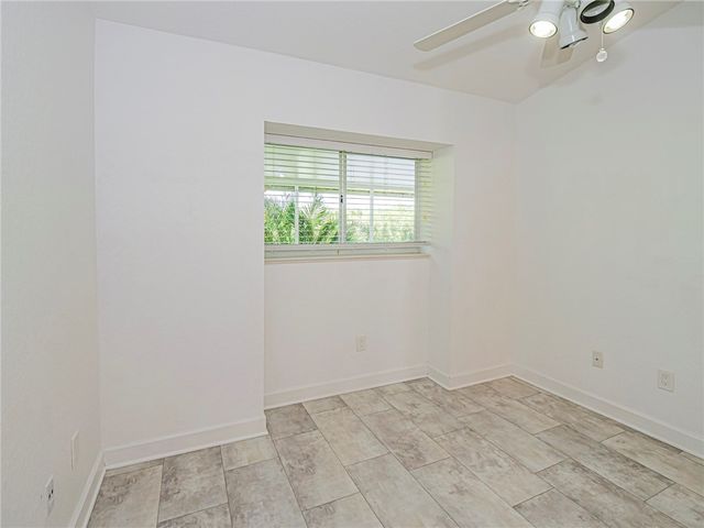 1700 Aynsley Way, Vero Beach, FL 32966