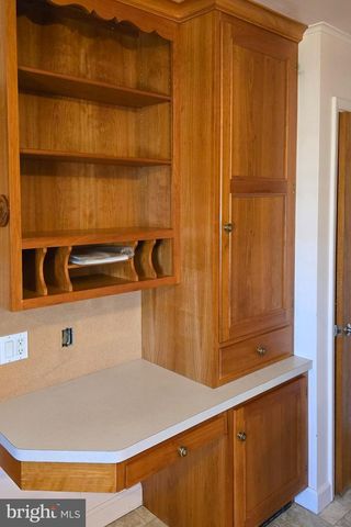 83 HIGHLAND DR, Lancaster, PA 17602