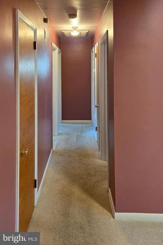 83 HIGHLAND DR, Lancaster, PA 17602