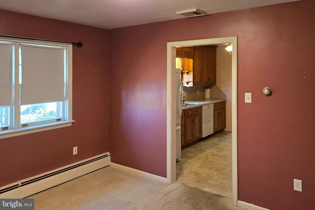 83 HIGHLAND DR, Lancaster, PA 17602