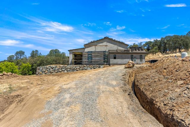 8691 Chili Hill Rd, Newcastle, CA 95658