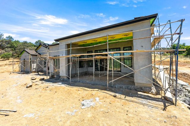 8691 Chili Hill Rd, Newcastle, CA 95658