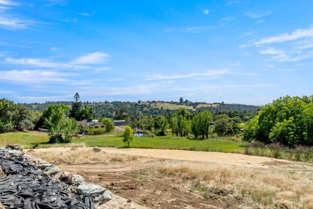 8691 Chili Hill Rd, Newcastle, CA 95658