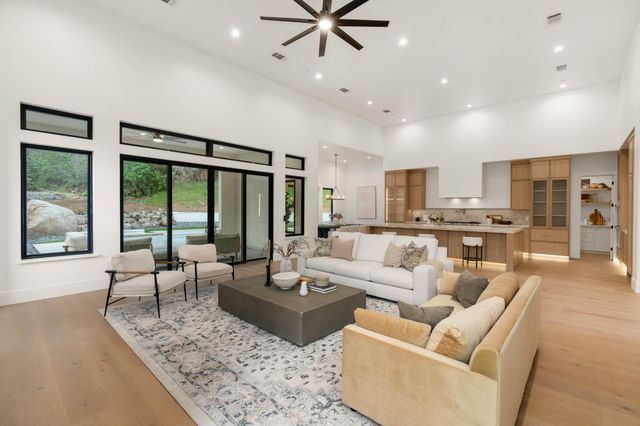 8691 Chili Hill Rd, Newcastle, CA 95658