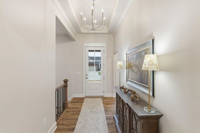 5962 Forbes Ct, Bel Aire, KS 67220