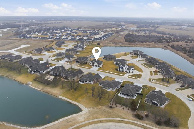 5962 Forbes Ct, Bel Aire, KS 67220