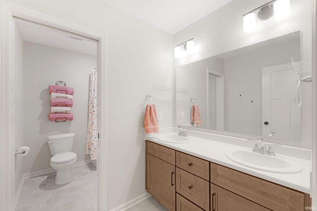 1004 Hathaway Road, Fort Wayne, IN 46845