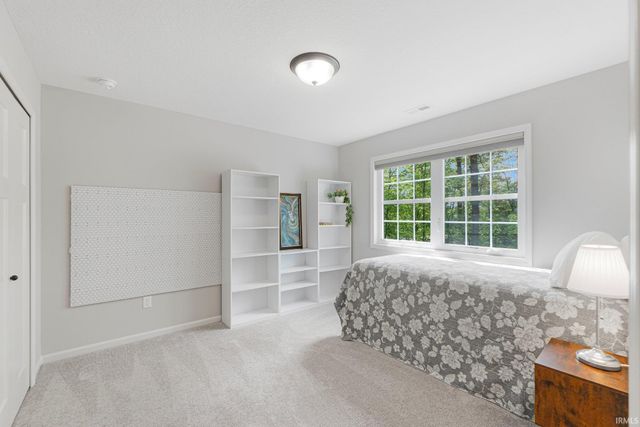 1004 Hathaway Road, Fort Wayne, IN 46845