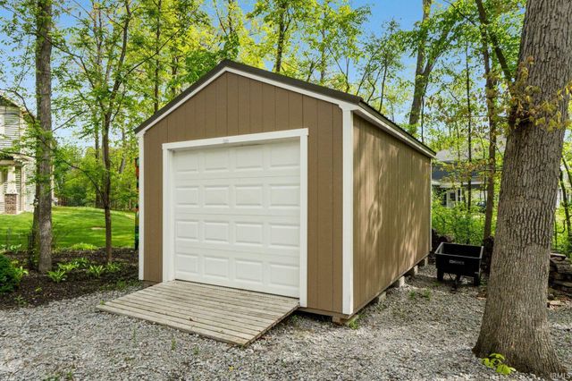 1004 Hathaway Road, Fort Wayne, IN 46845