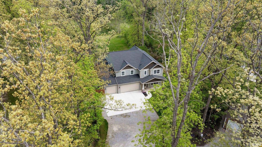 1004 Hathaway Road, Fort Wayne, IN 46845
