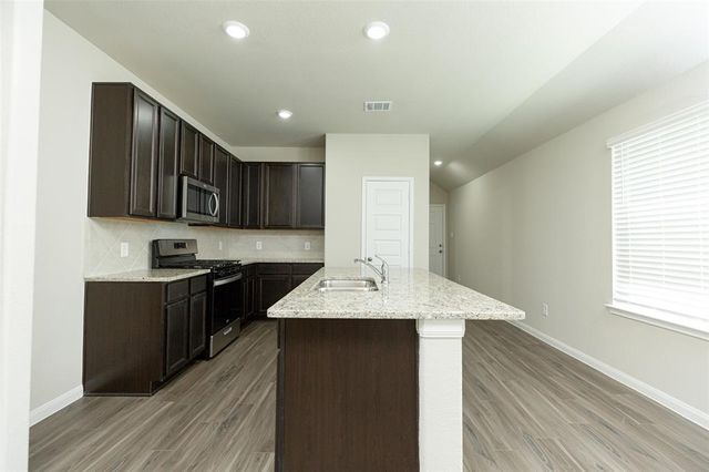 14039 Mount Hunter Drive, Willis, TX 77318