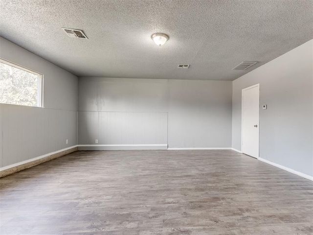 3020 SW 65th Place, Oklahoma City, OK 73159