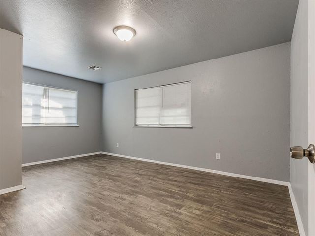 3020 SW 65th Place, Oklahoma City, OK 73159