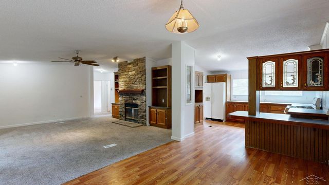 820 W Sand Beach Drive, Sanford, MI 48657