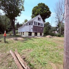 186 Whittier Road, Tamworth, NH 03890
