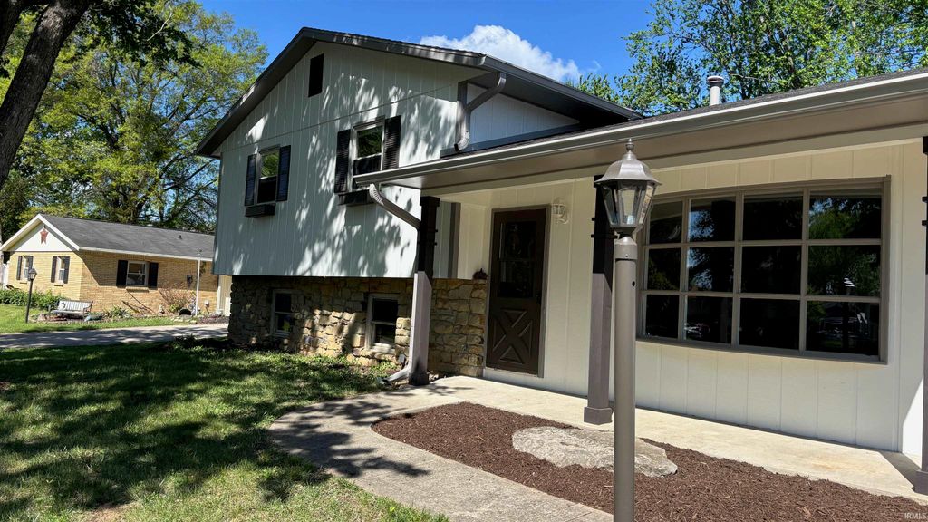 720 S Westwood Drive, Bloomington, IN 47403