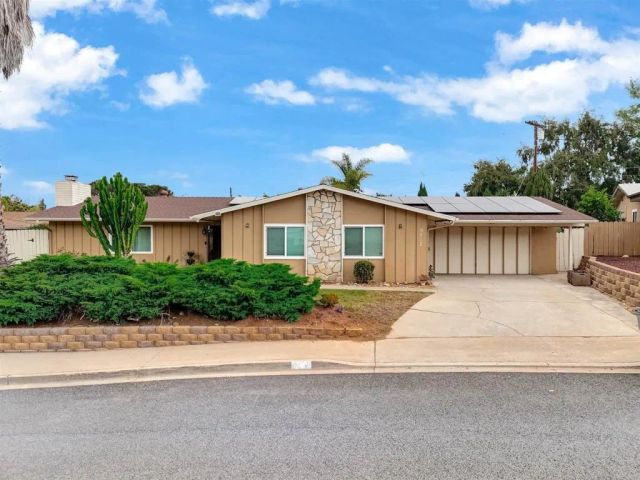 9512 Milden St, La Mesa, CA 91942