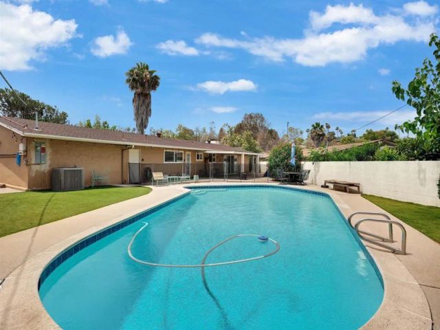 9512 Milden St, La Mesa, CA 91942