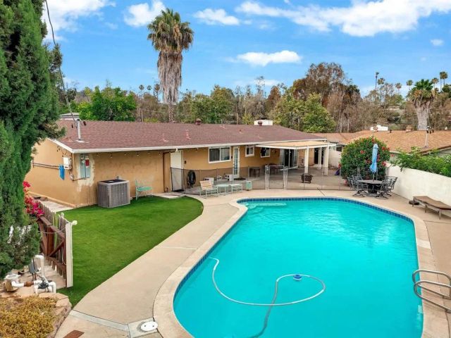 9512 Milden St, La Mesa, CA 91942
