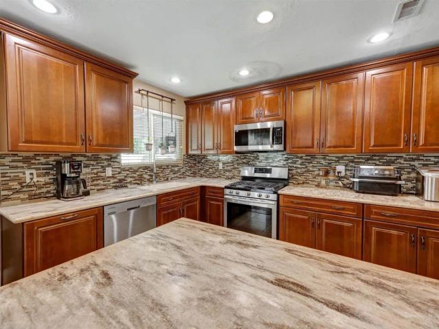 9512 Milden St, La Mesa, CA 91942
