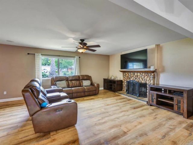 9512 Milden St, La Mesa, CA 91942
