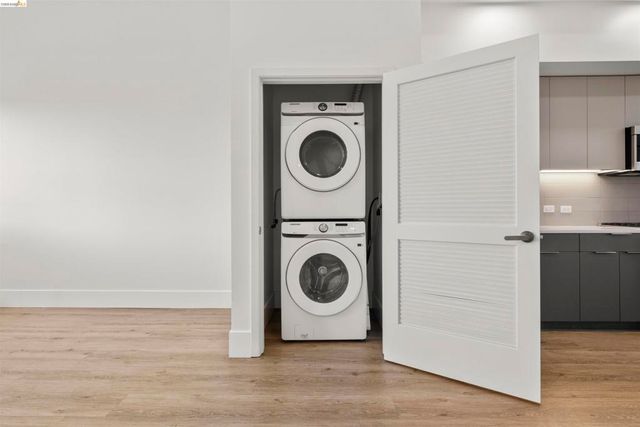 1545 32nd Street 208, Oakland, CA 94608