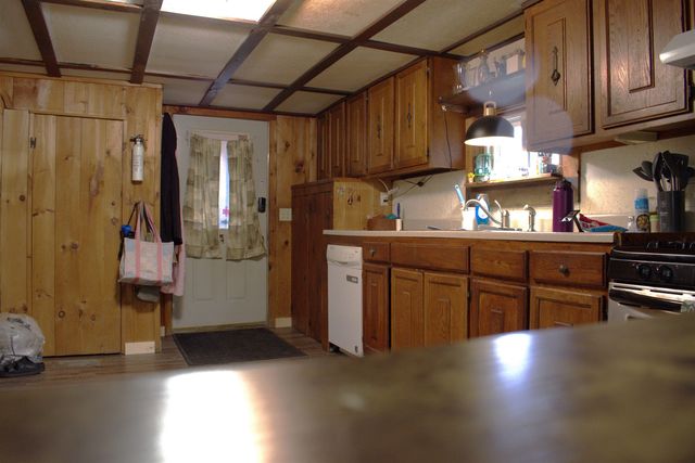 54 Assisqua Avenue, St. Johnsbury, VT 05819