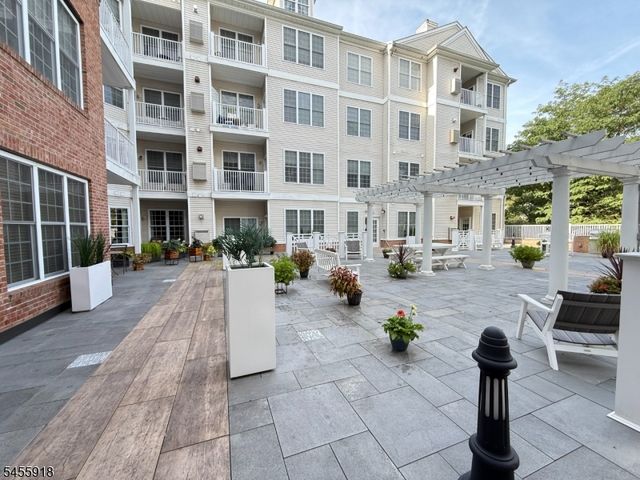 1420 Wharton Ct 1420, Riverdale Boro, NJ 07457