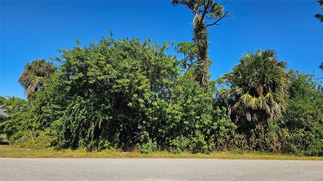 18310 AVON AVENUE, Port Charlotte, FL 33948