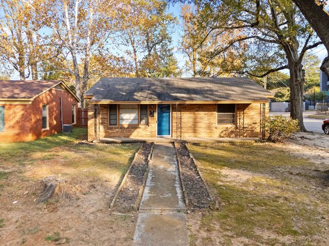 736 Crestway Drive, Tyler, TX 75701