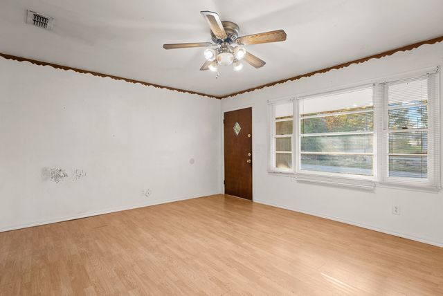 736 Crestway Drive, Tyler, TX 75701