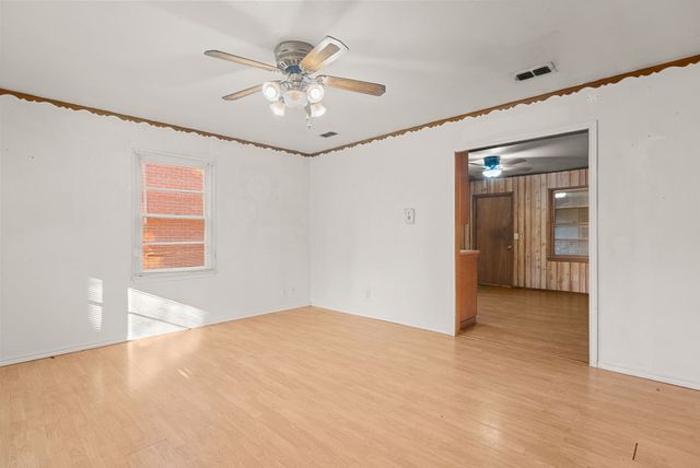 736 Crestway Drive, Tyler, TX 75701