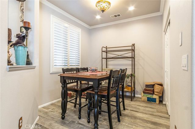 10468 Darby Road, Apple Valley, CA 92308