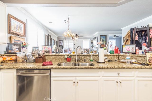 10468 Darby Road, Apple Valley, CA 92308