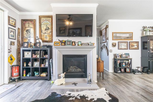 10468 Darby Road, Apple Valley, CA 92308