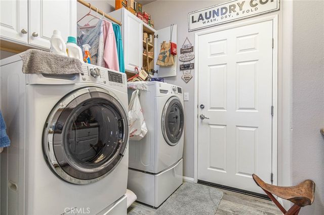 10468 Darby Road, Apple Valley, CA 92308