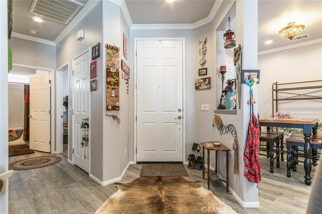 10468 Darby Road, Apple Valley, CA 92308