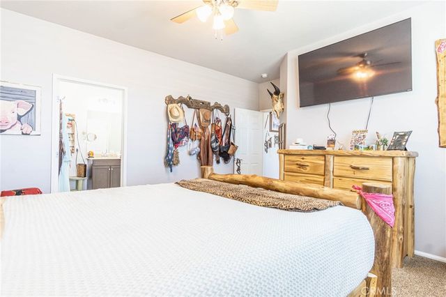 10468 Darby Road, Apple Valley, CA 92308