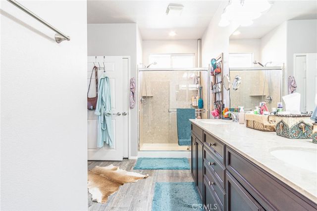 10468 Darby Road, Apple Valley, CA 92308