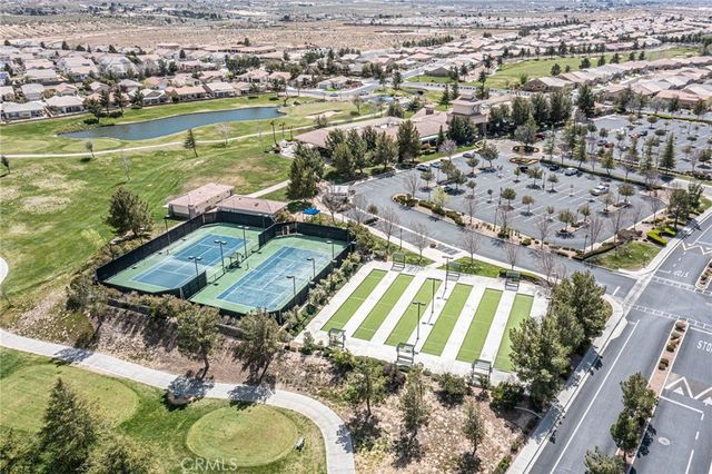 10468 Darby Road, Apple Valley, CA 92308