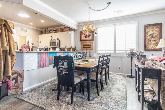 10468 Darby Road, Apple Valley, CA 92308