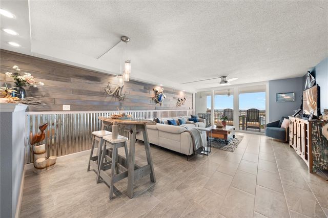 675 S GULFVIEW BOULEVARD 1108, Clearwater Beach, FL 33767