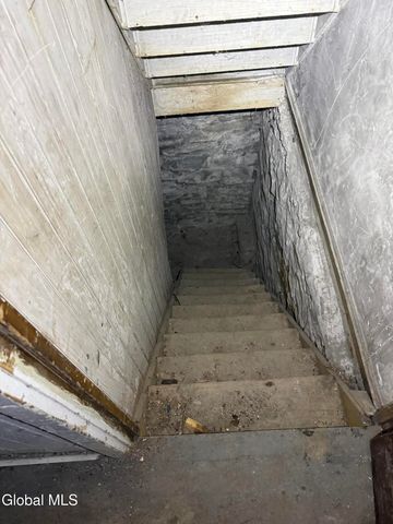 942 Emmett Street, Schenectady, NY 12307