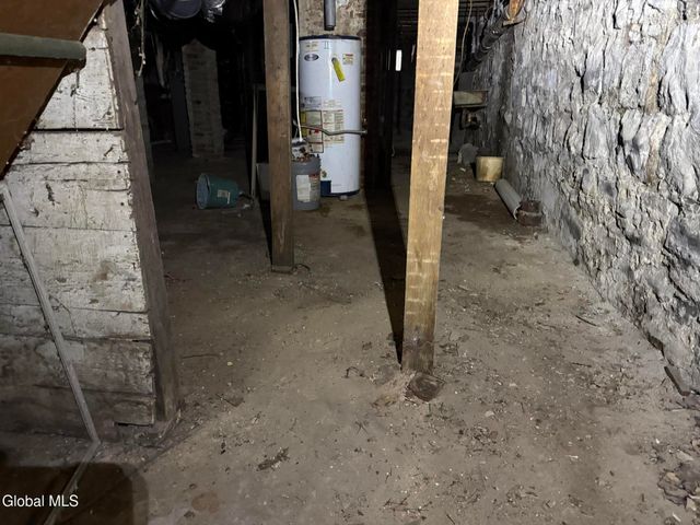 942 Emmett Street, Schenectady, NY 12307