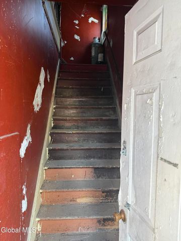 942 Emmett Street, Schenectady, NY 12307