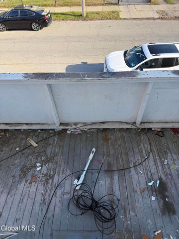 942 Emmett Street, Schenectady, NY 12307