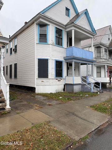 942 Emmett Street, Schenectady, NY 12307