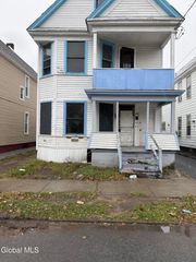 942 Emmett Street, Schenectady, NY 12307