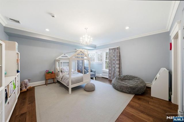 46 Park Street, Tenafly, NJ 07670